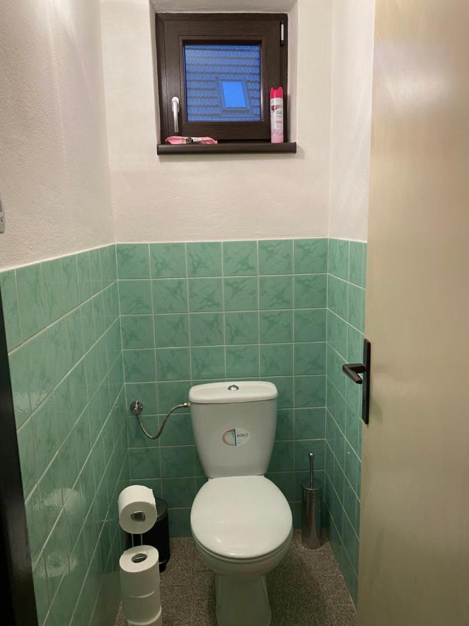 Apartman Pod Mandloni Starovice ภายนอก รูปภาพ